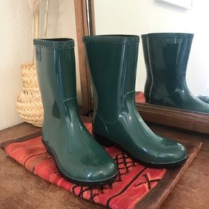 ugg green rain boots